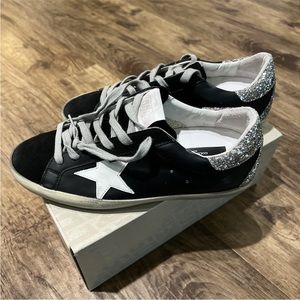 Golden Goose classic superstar ( black and silver) US size 40